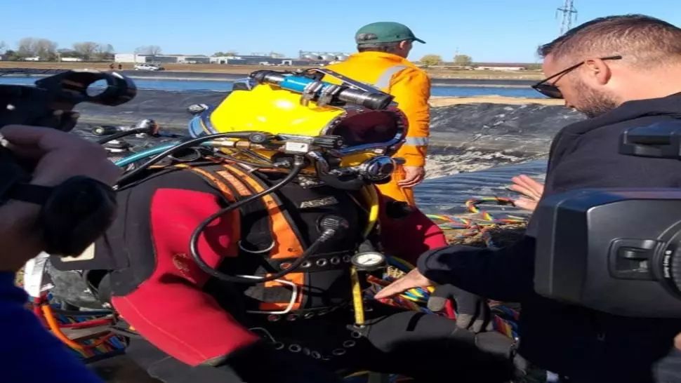 Caz ȘOCANT în județul Olt: copil înecat într-o baltă, la Vlădila. Scafandrii l-au găsit lângă mal