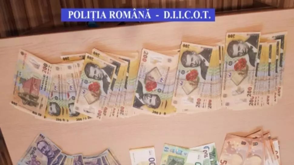 24 de persoane reținute în dosarul de înșelăciune cu locuri de muncă FICTIVE în străinătate