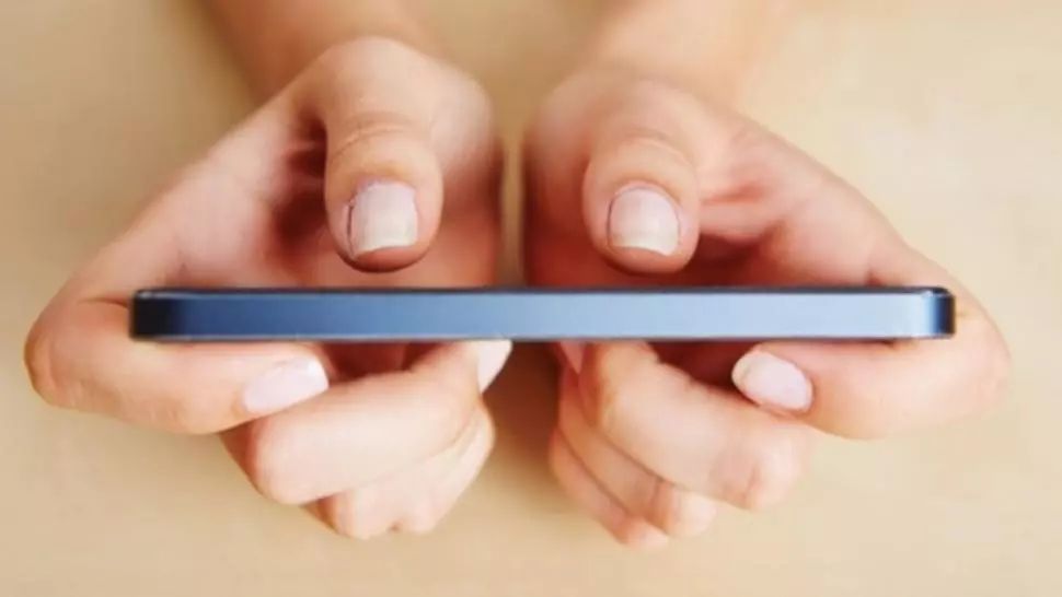 Mesajul HALUCINANT postat pe Facebook de o tânără: "Sunt plictisită, cineva să..."