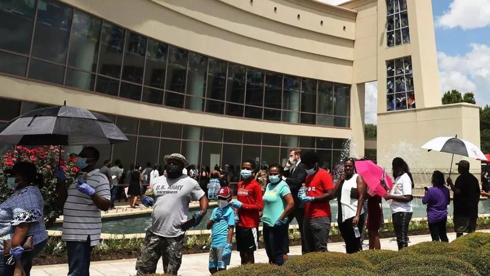 LIVE Doliu în SUA, George Floyd înmormântat la mai bine de 2 săptămâni de la moartea sa tragică