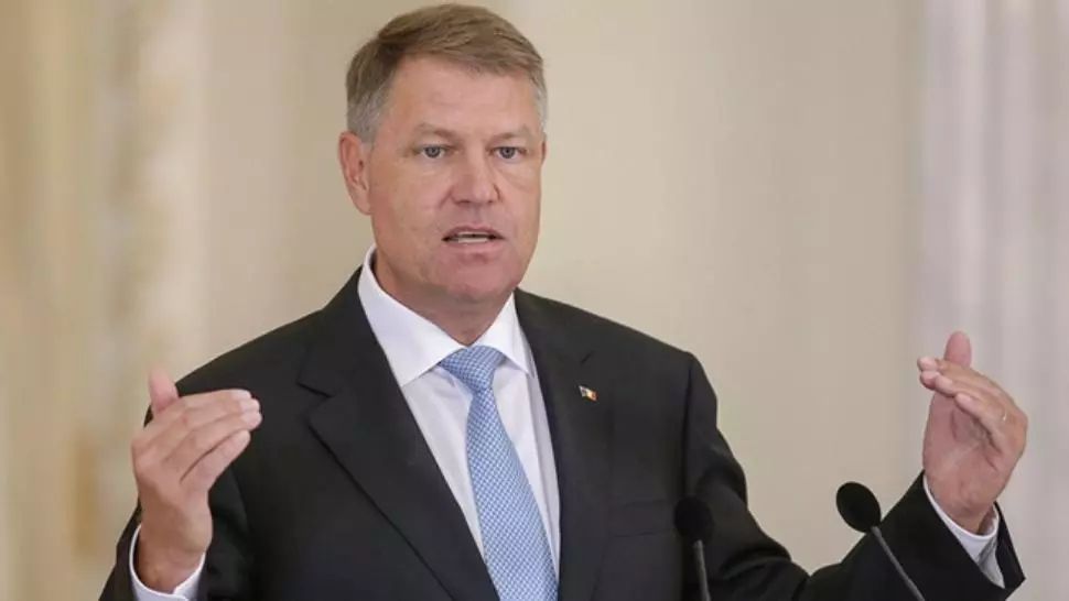 Educația sexuală fără acord, contestată de Klaus Iohannis la CCR