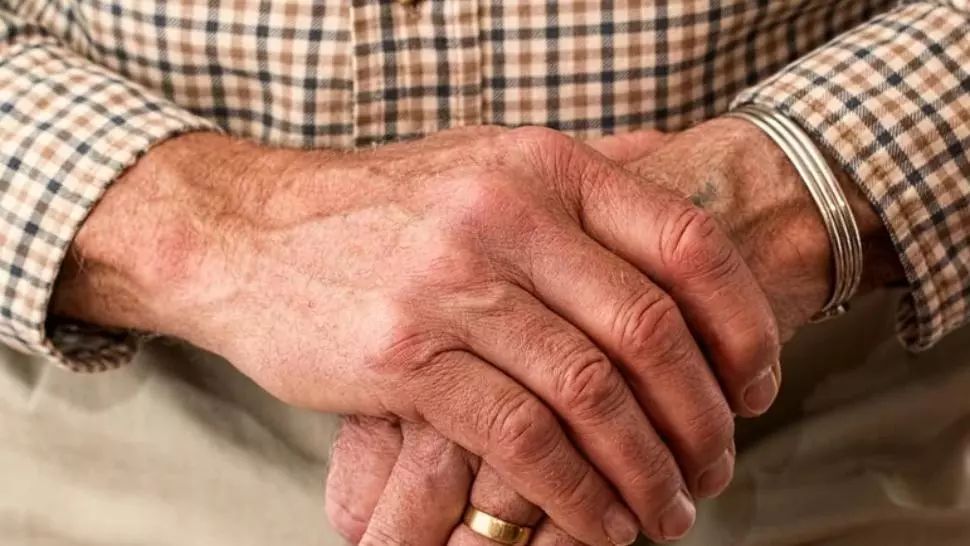 Document BOMBĂ: Guvernanții pot mări pensiile cât vor - Anunț crucial pentru bunicii României