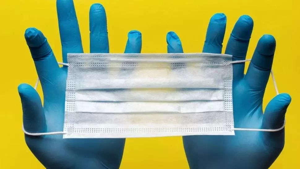 Primăria Capitalei a început distribuirea măștilor gratuite pentru persoanele cu dizabilități și seniori