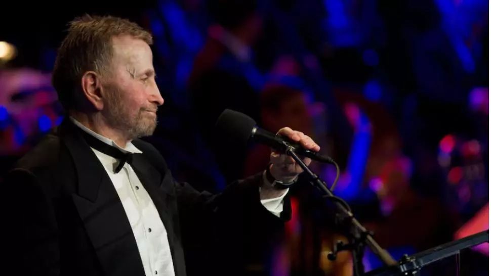 Un mare compozitor american s-a stins din viață! Johnny Mandel, autorul celebrei coloane sonore din MASH, decedat la 94 de ani