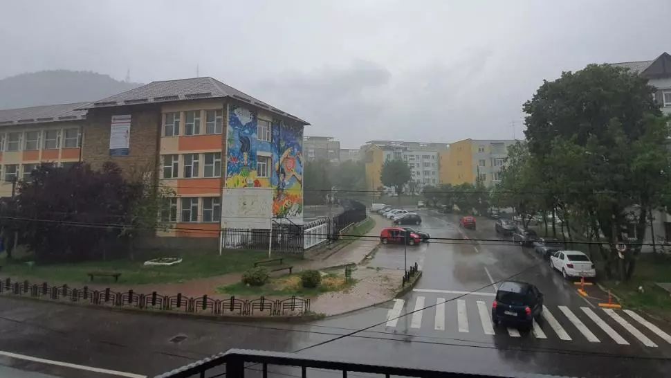 VIDEO Urgie în județul Neamț, s-a transmis RO-ALERT de fenomene meteo extreme