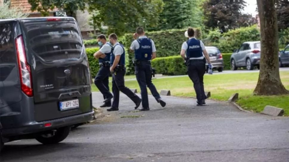 Atac șocant în Belgia, primarul din Bruges înjunghiat în plină stradă