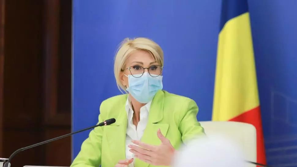 Raluca Turcan: „Am început să luptăm cu această pandemie în condițiile în care România avea ZERO stocuri de medicamente și echipamente de protecție”