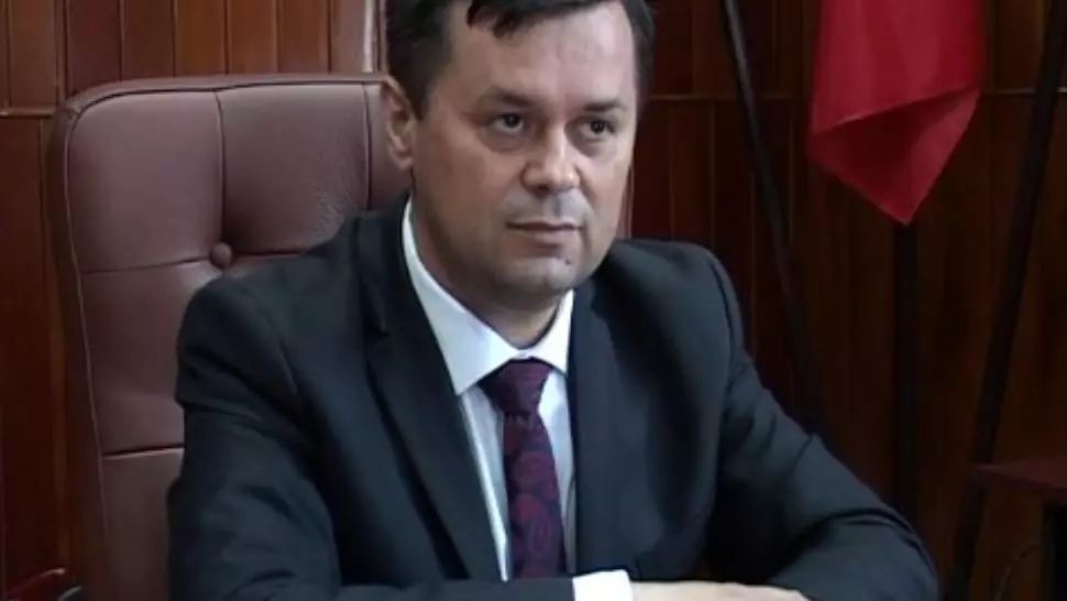 COVID-19: Primarul din Târgu Jiu a ieșit din izolare. Ultimul test, negativ