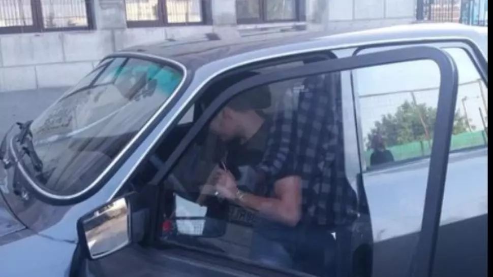 Selly a venit cu o Dacia 1300 la examenul de Bacalaureat