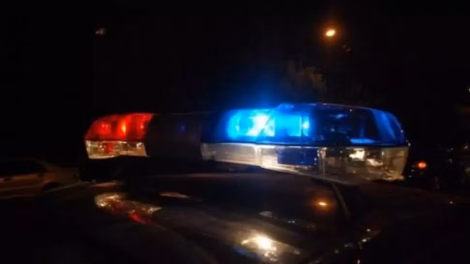 VIDEO Bătaie cu bâte și pistoale între două clanuri din județul Vaslui. Răniții, suspecți de COVID-19