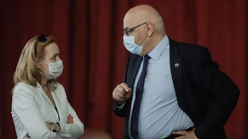 Dezbaterile pe Legea carantinării, reluate la Senat. Nelu Tătaru și Raed Arafat, prezenți la dezbateri