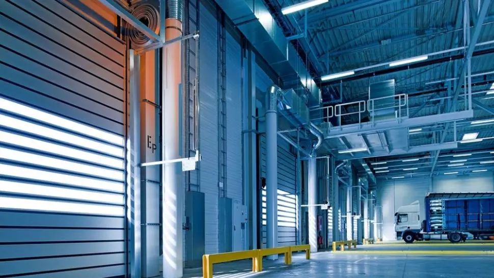 Focar de Covid-19 la o depozitul unei firme de produse farmaceutice din Galați