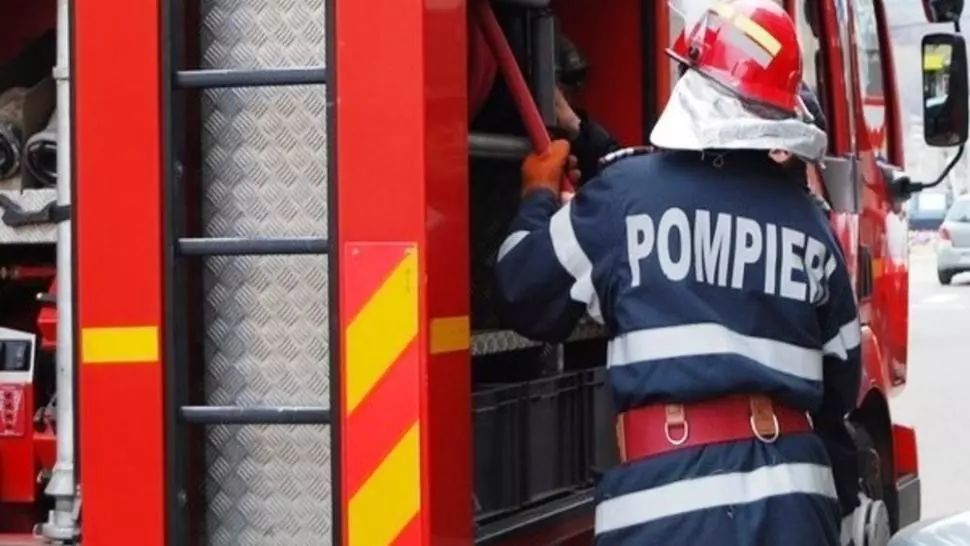 A forțat ușa cu o secure pentru că nu reușea să dea de copilul minor. Ce a descoperit 