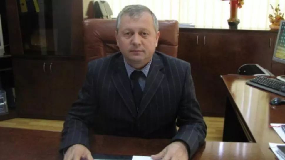  Fostul director al Casei de Pensii Bihor, condamnat la 5 ani și 4 luni de închisoare. A primit bani, pizza şi whisky