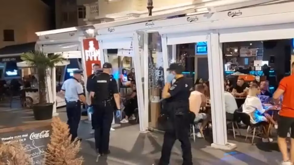 Amenzi de peste 200.000 de lei în urma controalelor la terasele din Centrul Vechi. O terasă ÎNCHISĂ