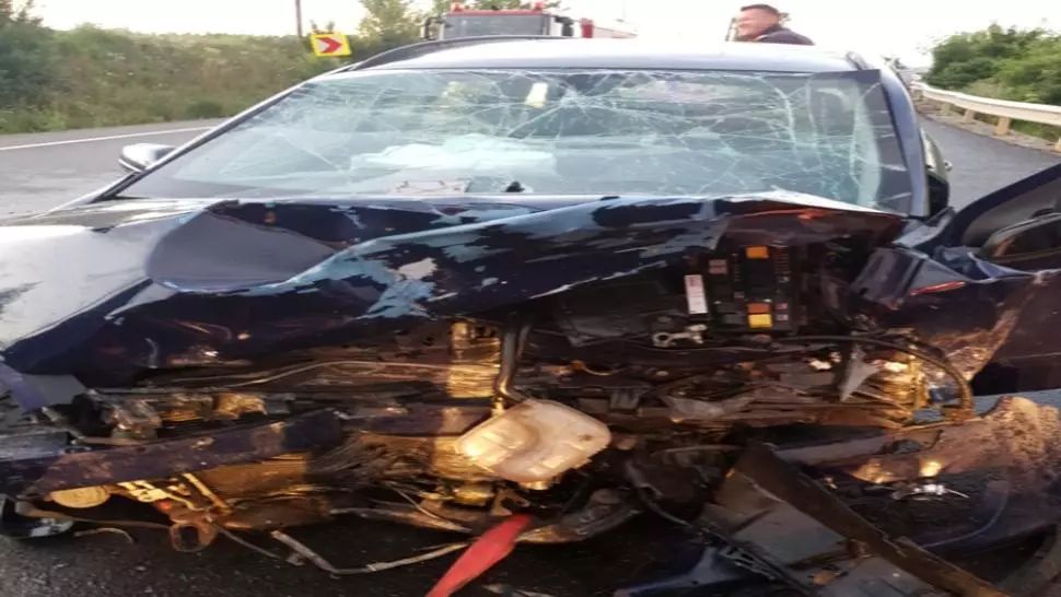 Accident teribil, în jud. Hunedoara: 7 victime, după ce a intrat cu mașina pe contrasens