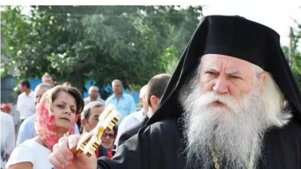 ÎPS Pimen a fost înlocuit. Preasfințitul Părinte Calinic este noul Arhiepiscop al Sucevei și Rădăuților