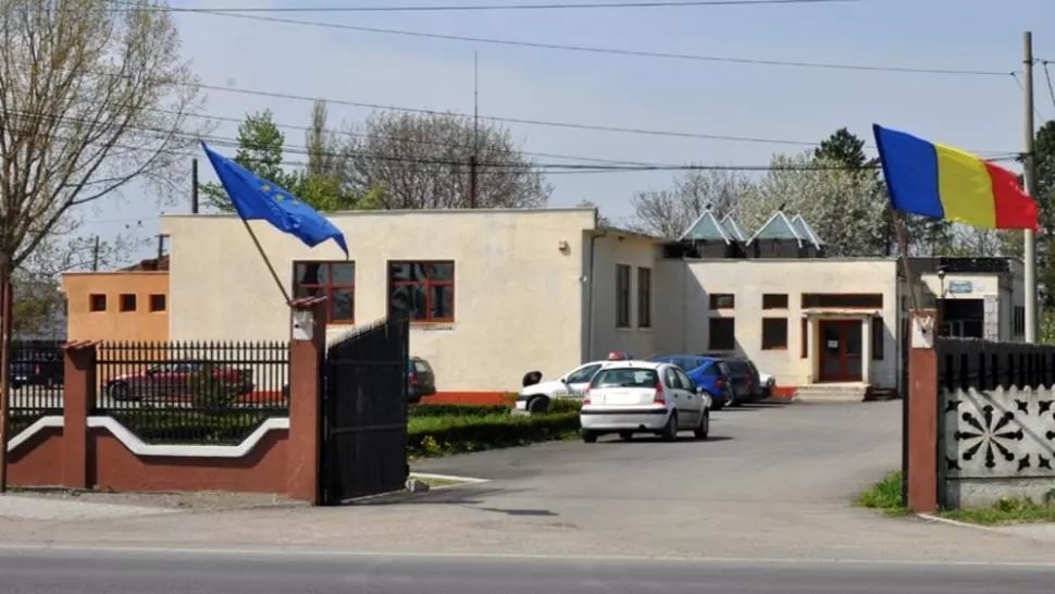 Primărie din Prahova, închisă după ce patru angajaţi au fost confirmați pozitiv COVID-19