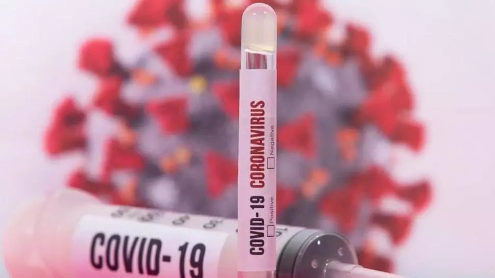 10 angajați ai unei fabrici de mobilă din Sibiu, infectați cu noul coronavirus