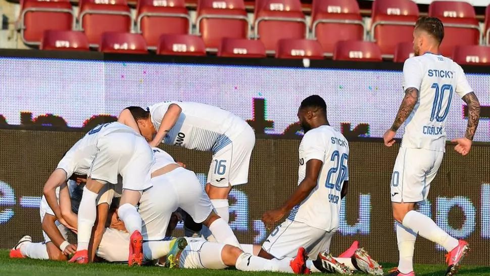 EXCLUSIV | Atuurile Craiovei în lupta pentru titlu: ”Au un mijloc foarte bun, două extreme rapide și pe vârful Koljic!”