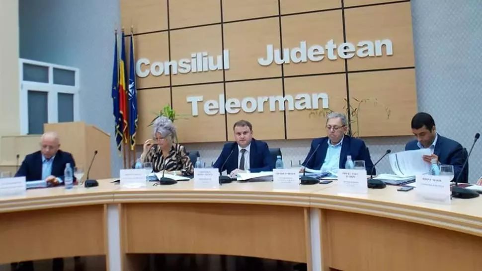 COVID la Consiliul Județean Teleorman. A început ancheta epidemiologică, iar mai mulți angajați s-au izolat