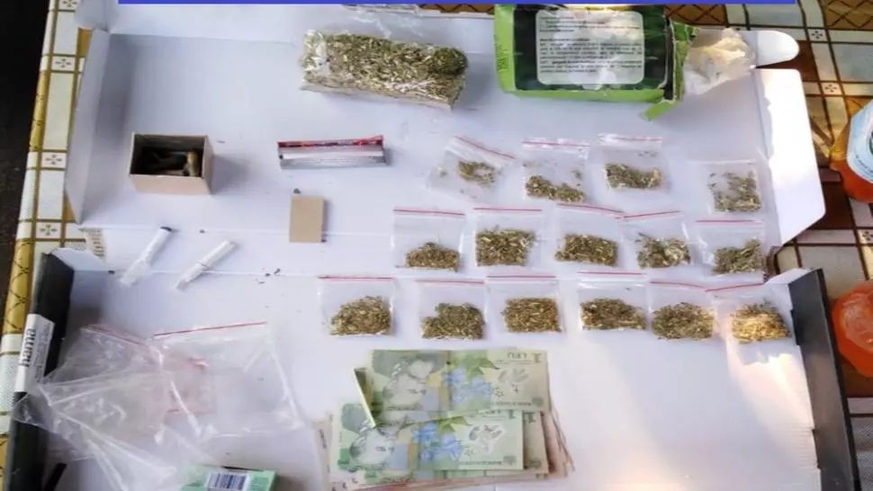 Reţea de traficanţi, destructurată de DIICOT. Percheziţii în Gorj, Dolj şi Argeş