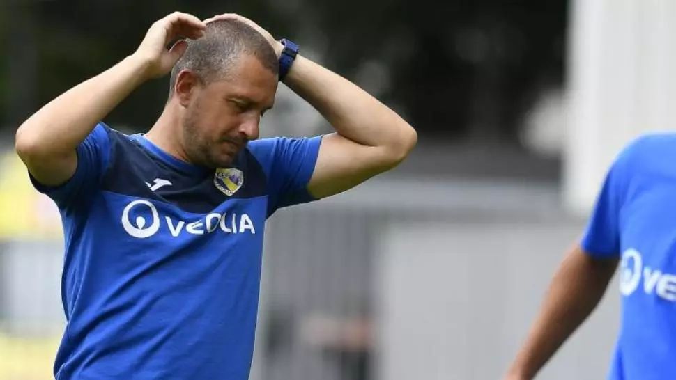 Deja-vu cu ”lupi”! Cei șase jucători ai Petrolului, dar și magazionerul, testați din nou pozitiv cu COVID-19