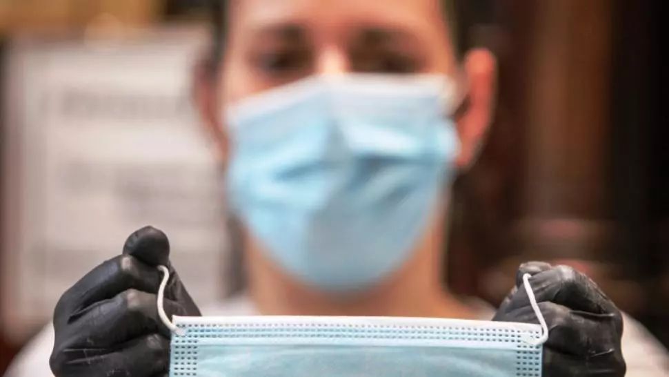 Masca, OBLIGATORIE în mai multe localități din Tulcea