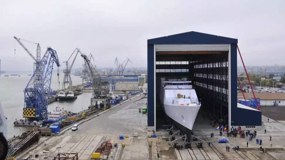 Focar de Covid-19 la Șantierul Naval Galați, zeci de cazuri confirmate