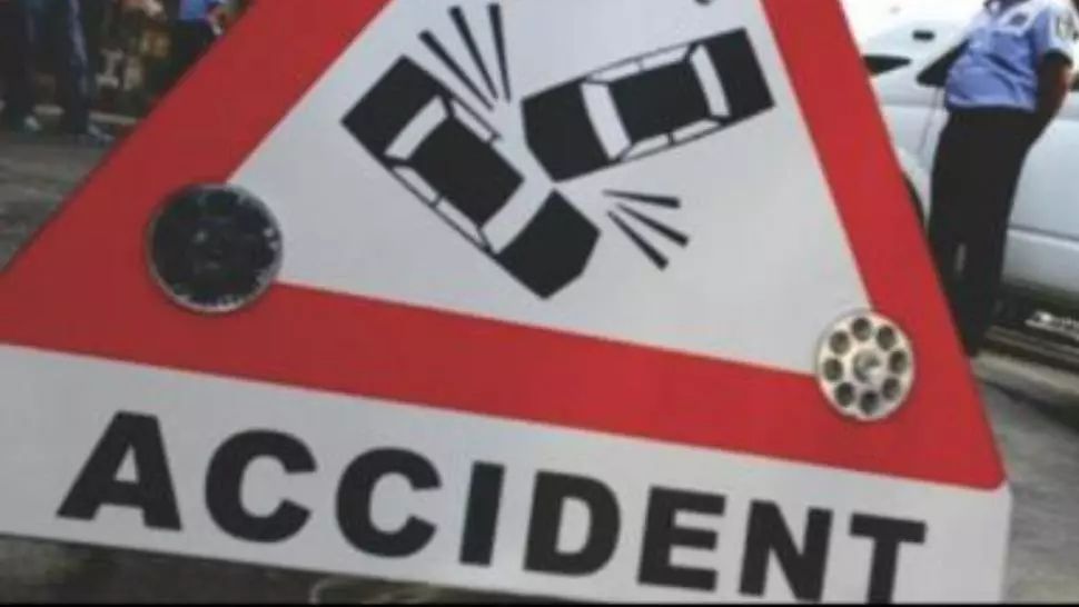 Accident cu o victimă în Zalău. Șoferul beat s-a răsturnat cu mașina