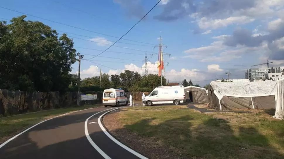 Alertă la Timișoara! Nu mai este NICIUN loc liber la Spitalul mobil COVID! Ce soluție au găsit autoritățile
