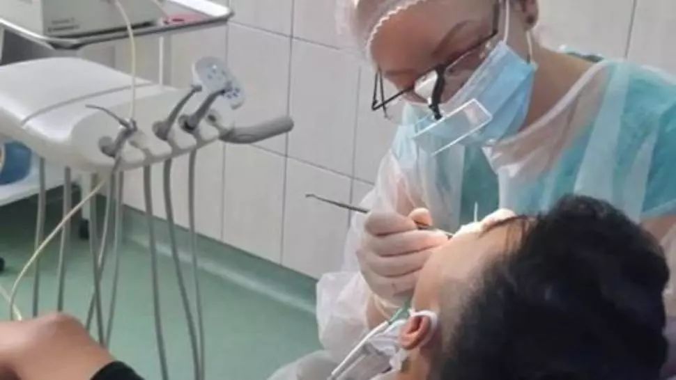 Gabriela Firea a făcut anunțul. Copiii cu tulburări din spectrul autist vor beneficia de tratamente stomatologice gratuite 