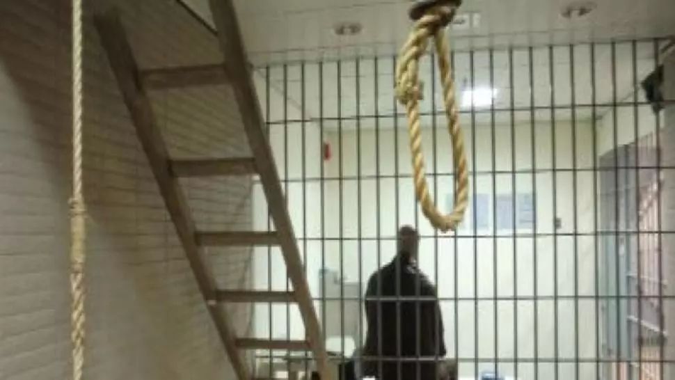 Deținut din Penitenciarul Giurgiu, găsit spânzurat în celulă