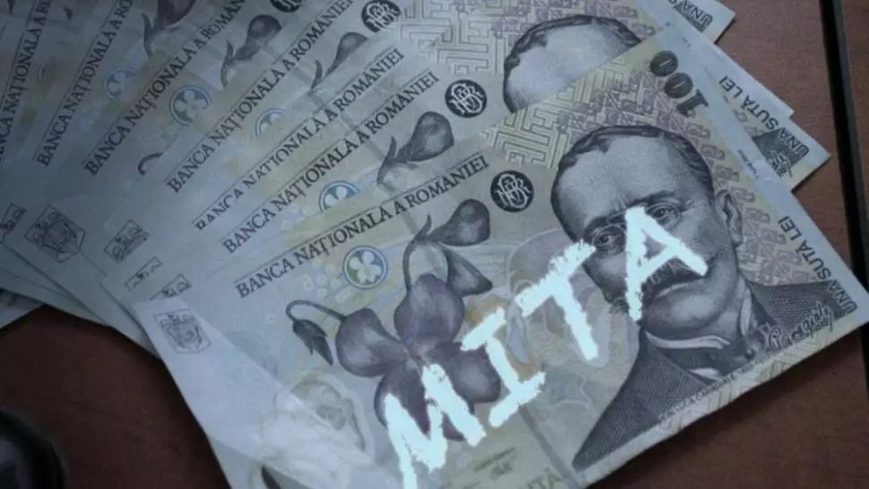 Polițiști giurgiuveni, condamnați la închisoare cu executare pentru luare de mită și trafic de influență