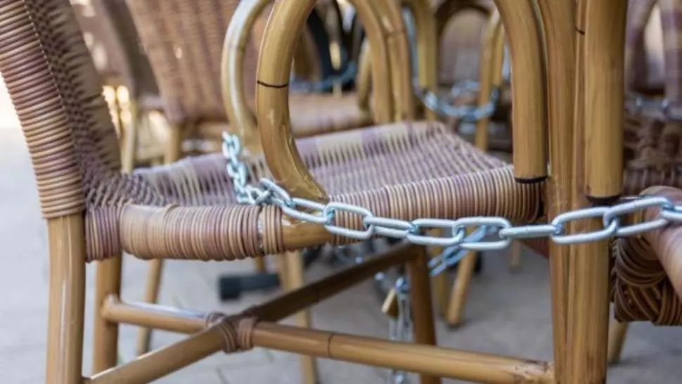 Lista județelor unde terasele se închid la ora 24.00