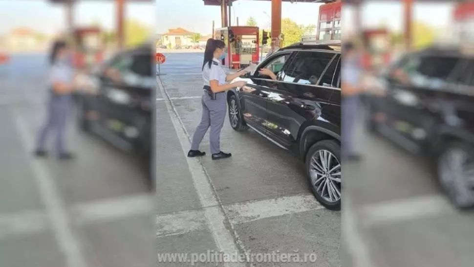 Iași: Cărţi de identitate false, descoperite la controlul de frontieră