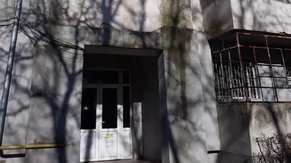 Alexandria, orașul în care blocurile mai au puțin și sunt luate de vânt. Veronica Mitran: Oamenii cinstiți și buni se luptă zilnic cu sărăcia