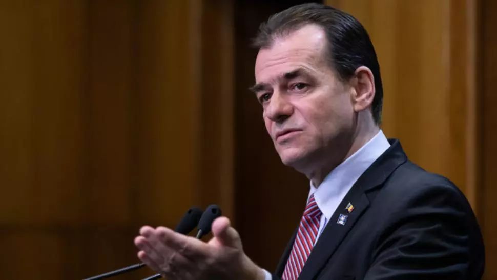 Ludovic Orban anunță că Guvernul nu poate achiziționa toate cele 250.000 de tablete pentru elevi, ci doar 70-80.000