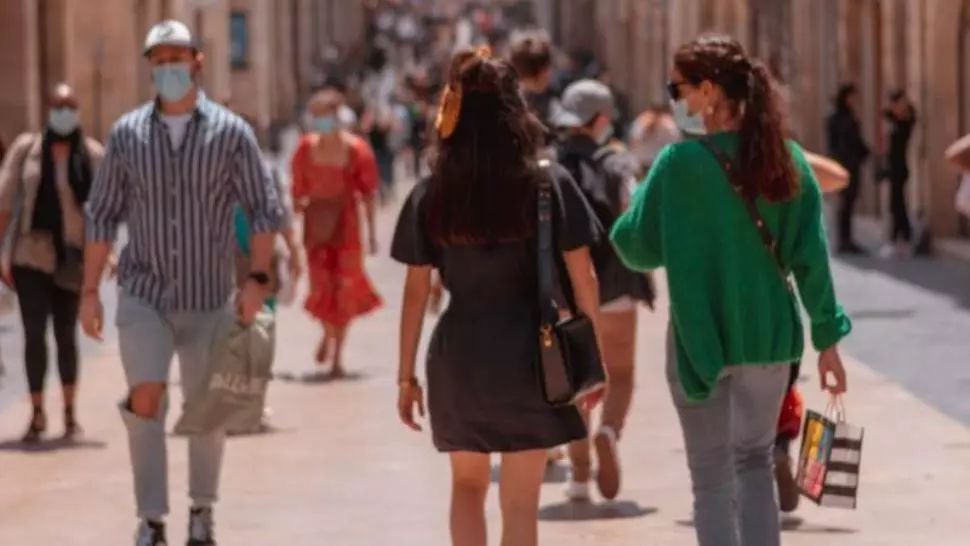 Parisul, decretat zonă de risc epidemiologic COVID