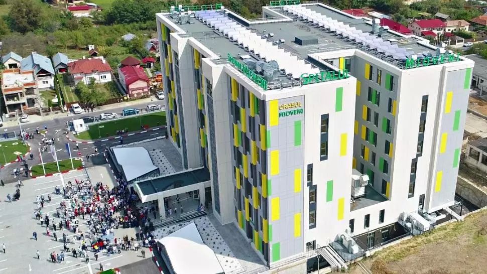 Secție nouă de ATI de la Spitalul Mioveni, inutilă din cauza lipsei medicilor. Salariul poate ajunge la 30.000 de lei