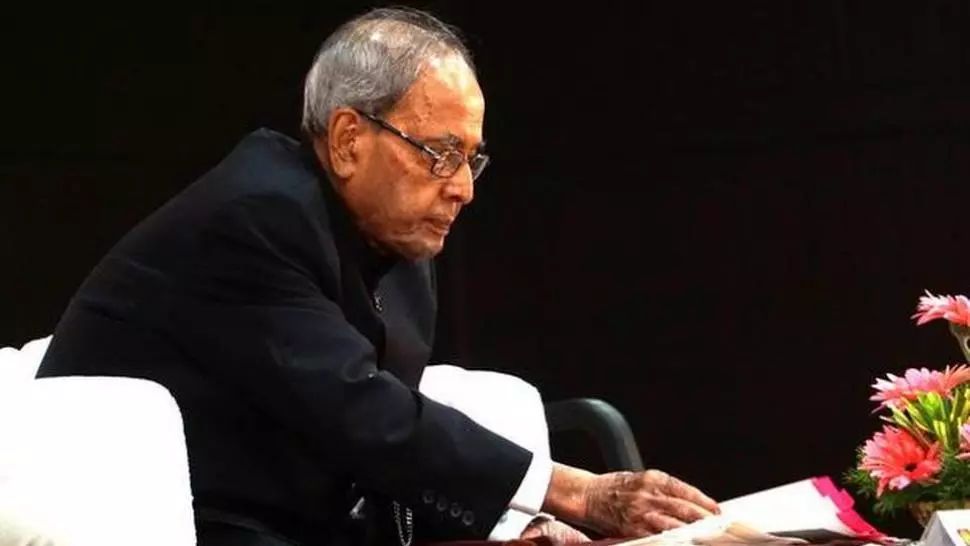 Fostul președinte indian Pranab Mukherjee, protejatul Indirei Gandhi, răpus de coronavirus