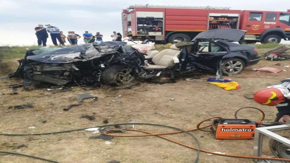 FOTO| Tragedie în ziua de Sfânta Maria. Fetiță de numai 10 ani ucisă într-un cumplit accident rutier 