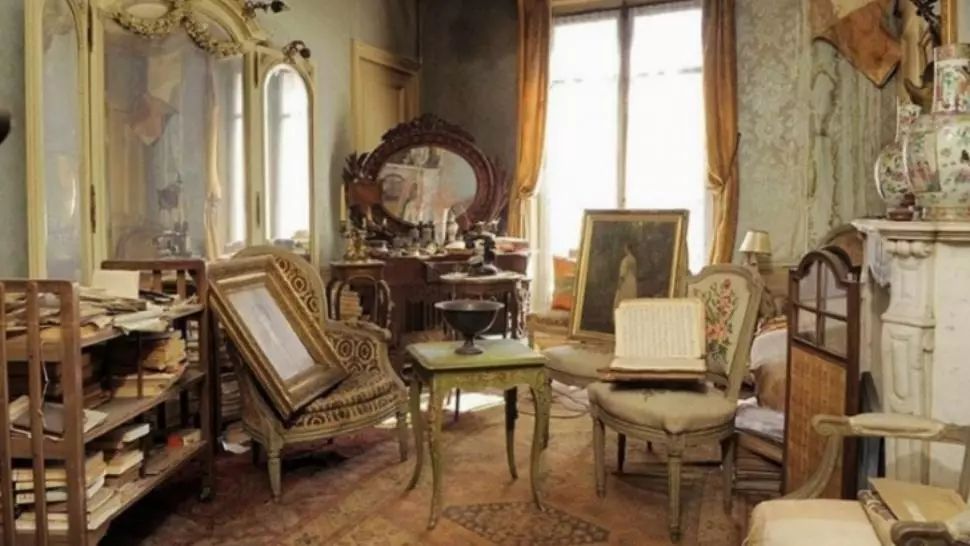 Acest apartament a fost abandonat. După 70 de ani, au deschis uşa... Au găsit ceva cutremurător