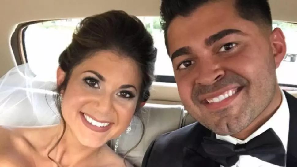 Născuți în aceeași zi, la același spital. La nuntă, bunica le-a spus secretul teribil. A urmat șocul