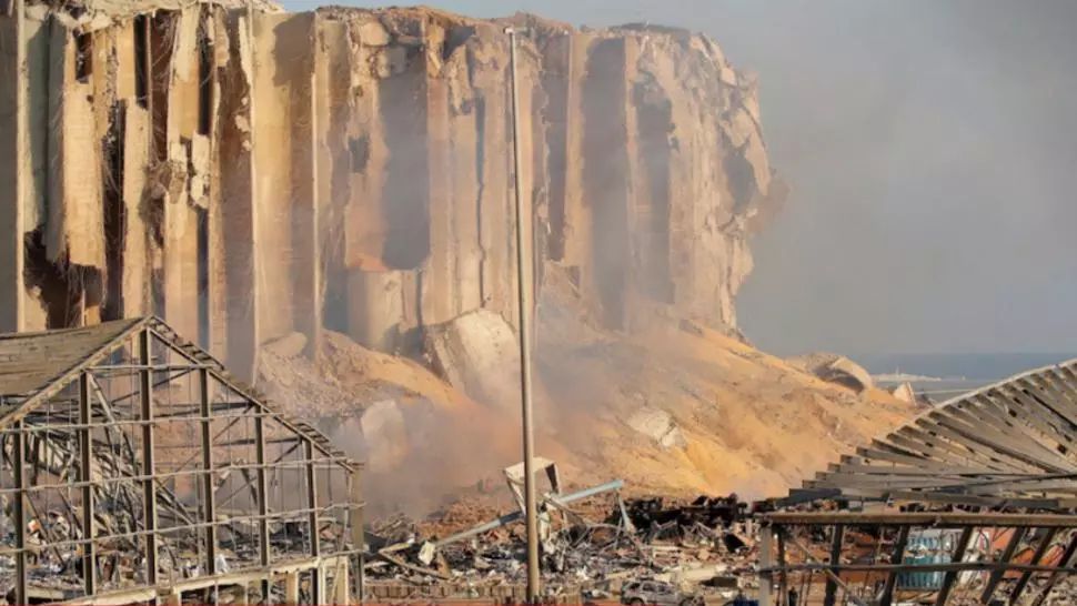 Încă două demisii din guvernul libanez al lui Hassan Diab, în urma exploziilor din capitala Beirut