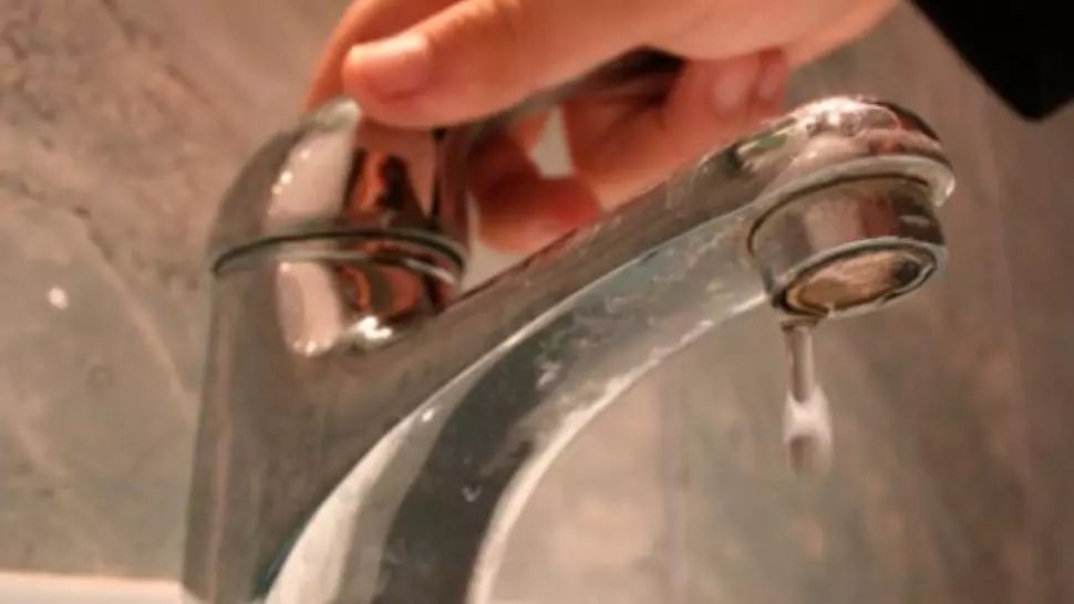 Peste 170 de imobile din Sectoarele 1, 2, 3, 4 și 5 din capitală nu au apă caldă. Când se va remedia problema