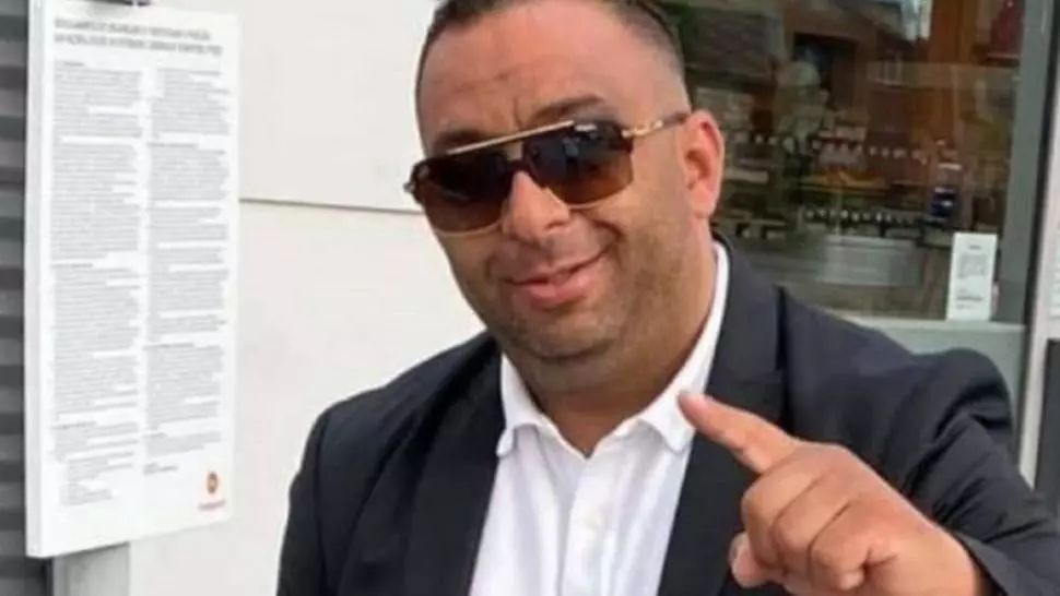 VIDEO | Spectacol cu artificii la mormântul lui Emi Pian, de Revelion