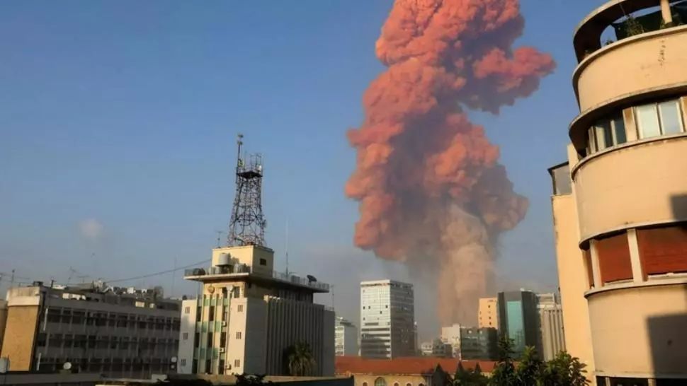 Ambasada României din Beirut, avarii minore. Nimeni nu a fost rănit