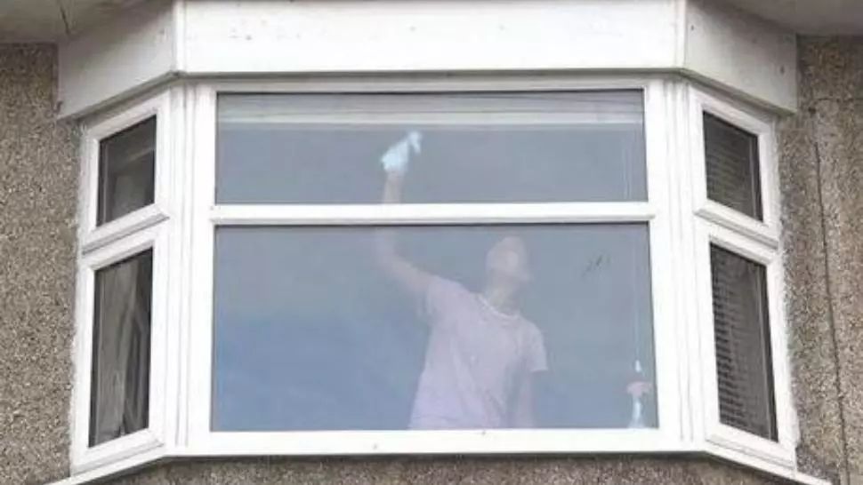 Tu vezi detaliul terifiant din această poză? Motivul terifiant pentru care poliţiştii au dat alarma