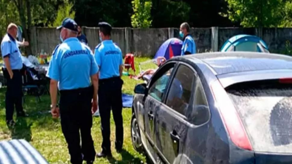 Caz halucinant: Bărbatul infectat din Giurgiu, prins la grătar în Sinaia, și-a luat cu el soția și copilul, și aceștia infectați cu COVID-19